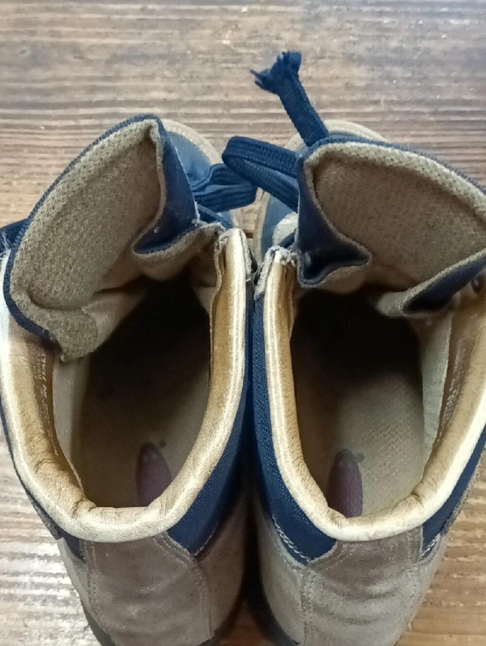 Vasque Brown Suede and Navy Canvas Hiking Boots Vintage Italian-made